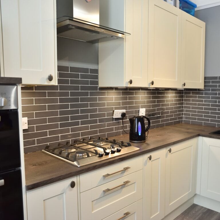 Modern Black and White Kitchen